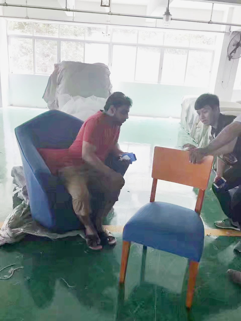 老外在工廠